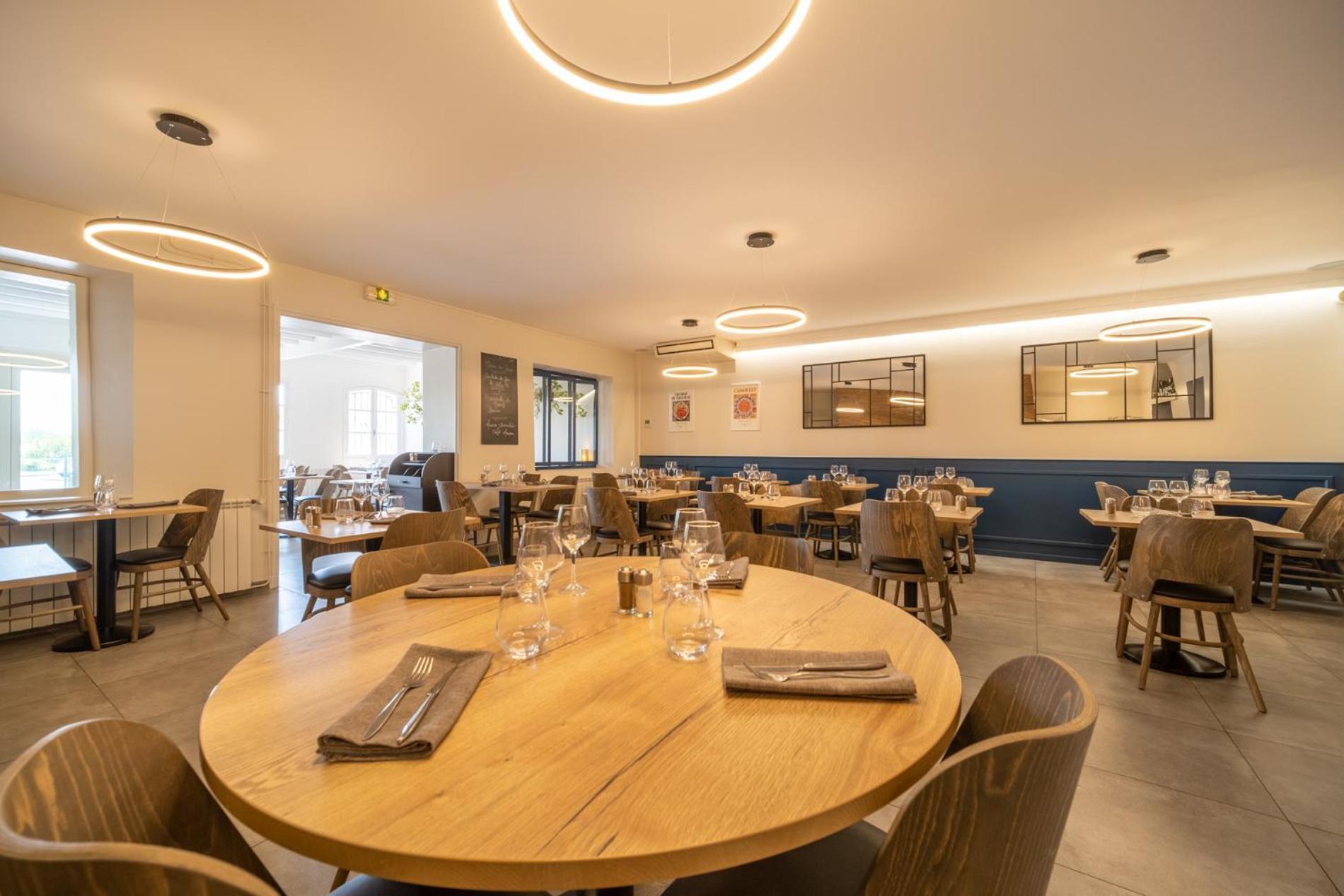 Hotel Restaurant Du Lauragais Logis De France วิลฟรองช์-เดอ-โลราเกส์ ภายนอก รูปภาพ