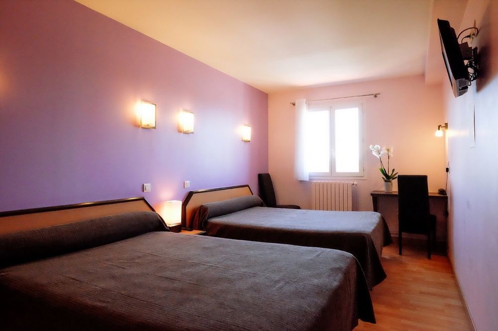 Hotel Restaurant Du Lauragais Logis De France วิลฟรองช์-เดอ-โลราเกส์ ภายนอก รูปภาพ