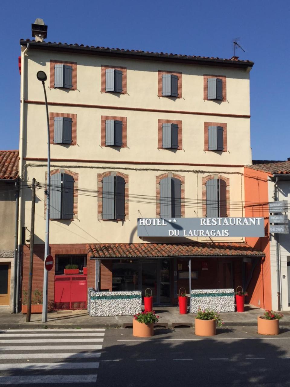 Hotel Restaurant Du Lauragais Logis De France วิลฟรองช์-เดอ-โลราเกส์ ภายนอก รูปภาพ
